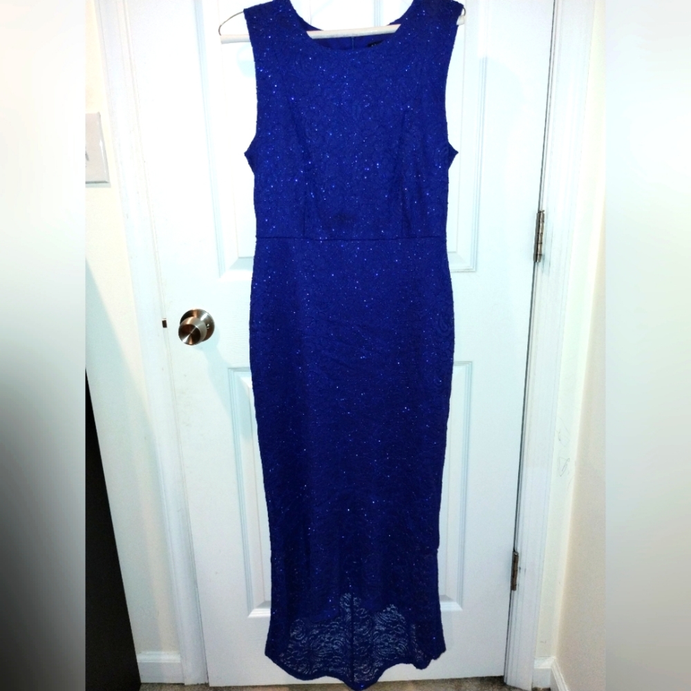 Beautiful Blue dress!!